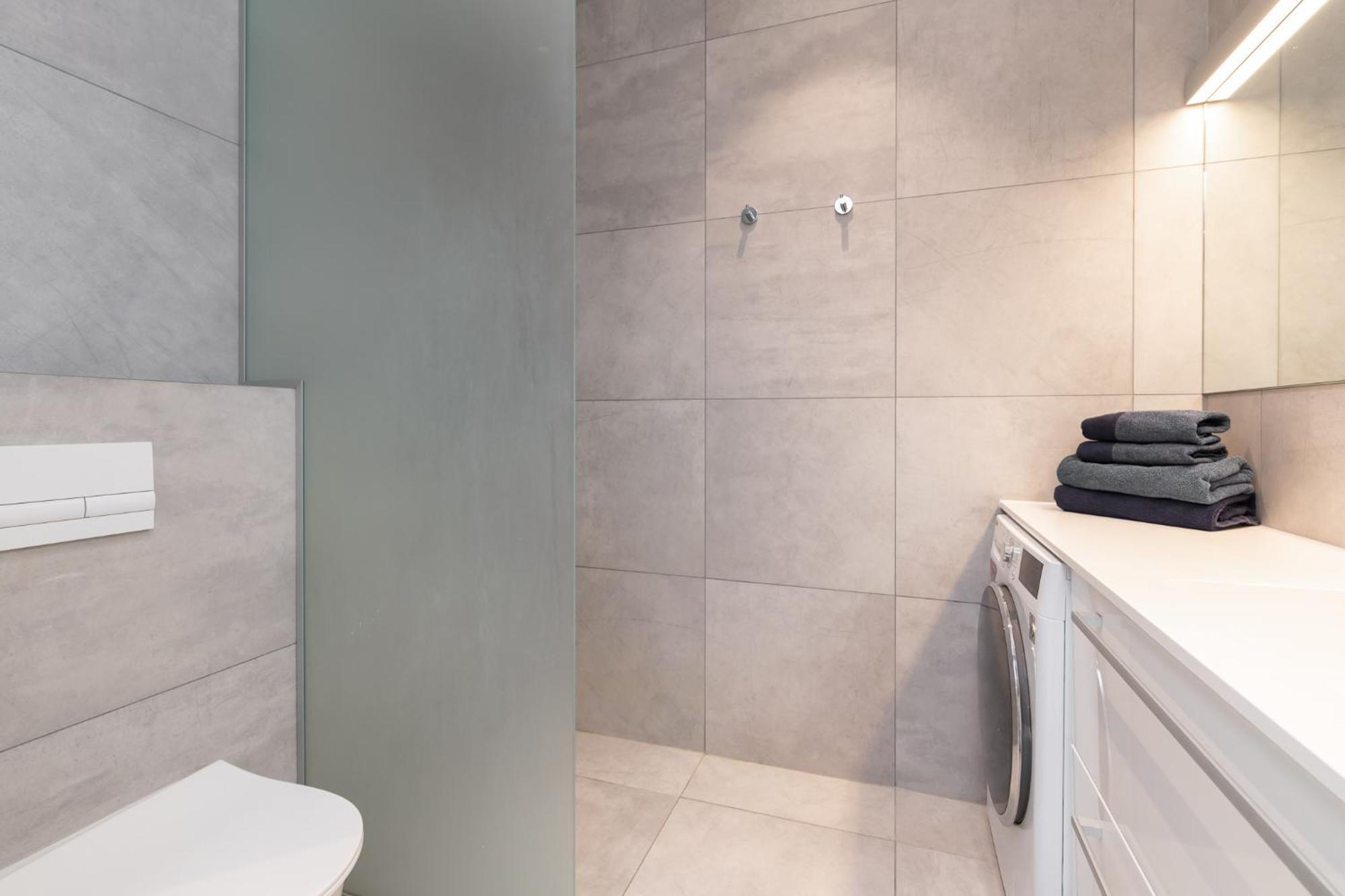 Woho Luxury Appartments 塔林 外观 照片